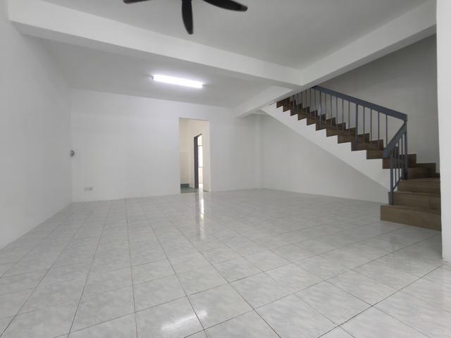 2 Storey House For Rent Newly Paint PUJ 2 Punjak Jalil Selangor