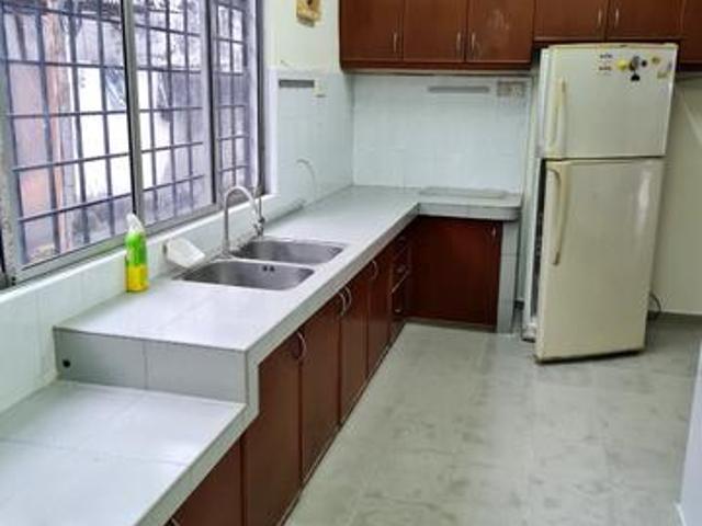 2 storey house good keep Bandar sunway pjs 10