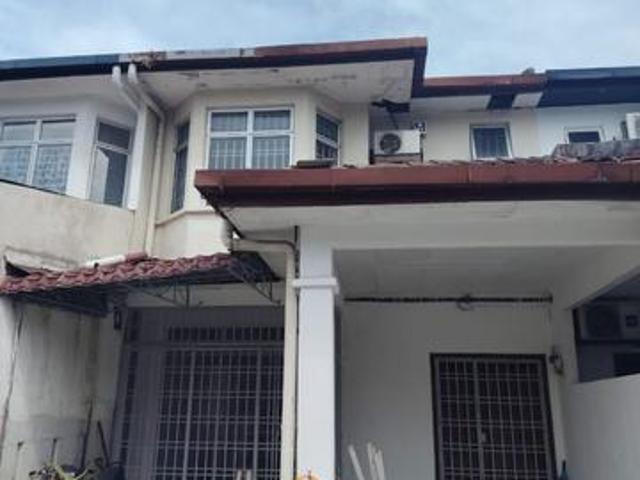2 Storey House Newly Refurbished Puncak Jalil Seri Kembangan