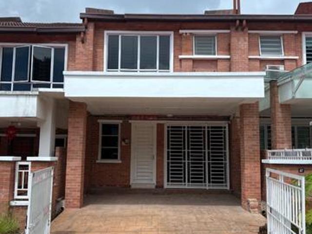 2 Storey House Palm Walk Below Market