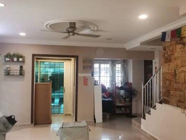 2 Storey house Sale Rent Taman Pinggiran PutraSeri KembanganSelangor