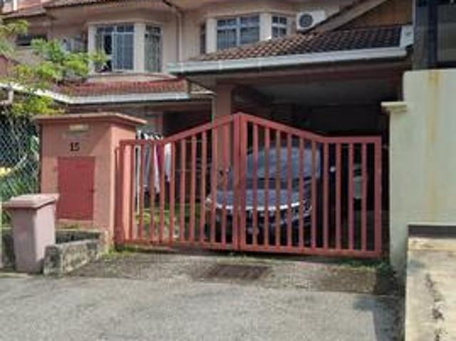 2 Storey House Seksyen 8 Kota Damansara for RENT