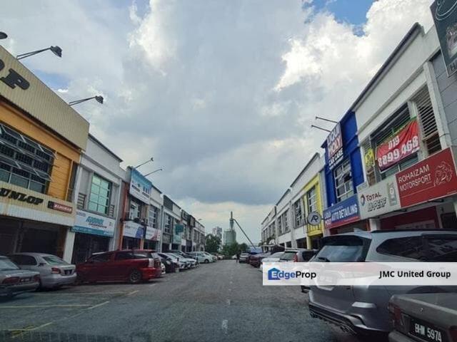 2 storey shop in Taman Dutamas, Balakong