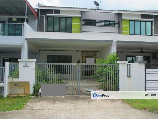 2 Storey Intermediate Terrace @ Semenyih Parklands, Beranang