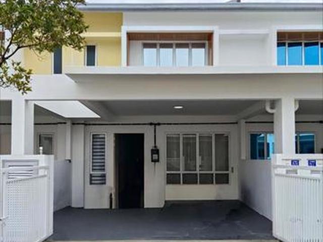 2 Storey Laman SendayanGated Guarded