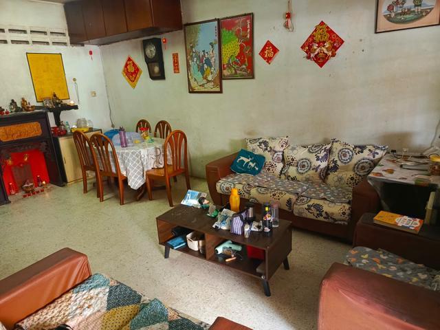 2 storey landed house for sell at taman sri rampai