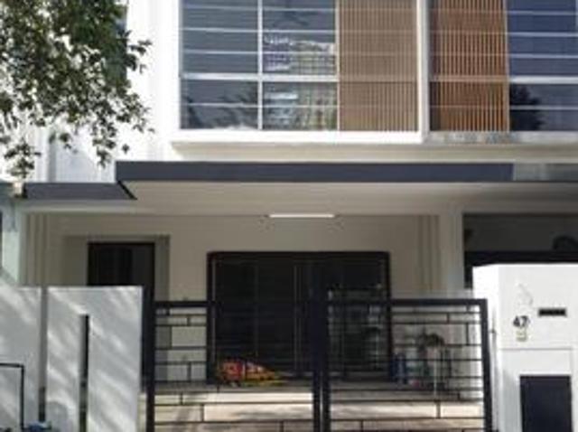 2 storey landed house nr puchong taman putra prima