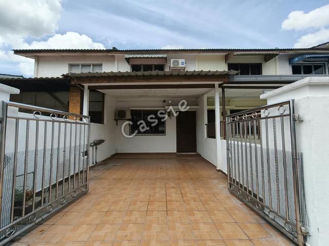 2 Storey Landed House Sri Petaling Partially Furnished For Rent