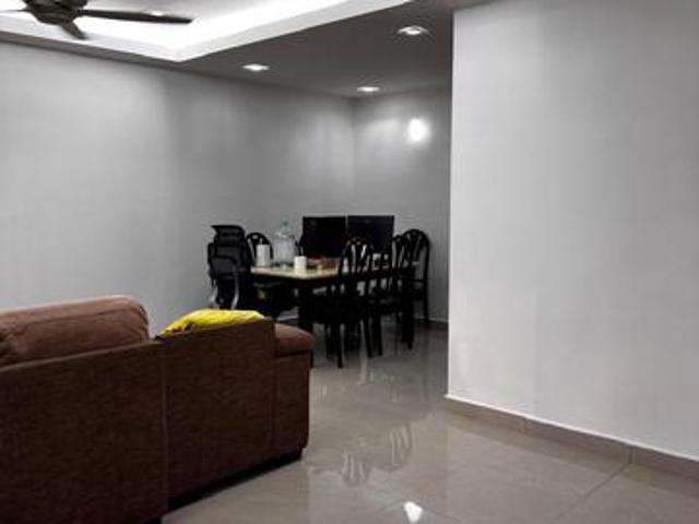 2 Storey Landed Jalan TPT Taman Puchong Tekali Fully renovated