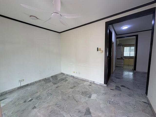 2 storey link Bandar Tun Hussein Onn Cheras near Alam Damai C180