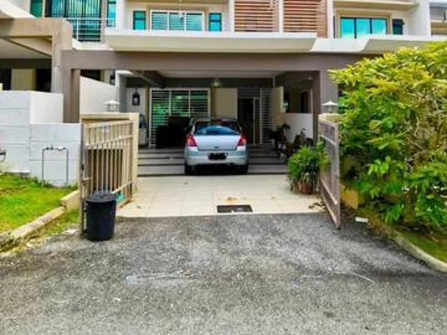 2 storey Nusa Intan Senawang Free Aircond
