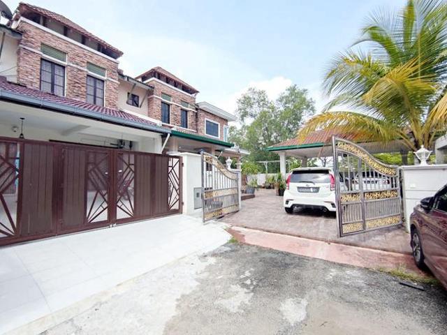 2 Storey Nusaputra Puchong Corner Lot Fully Renovated 3670 sqft