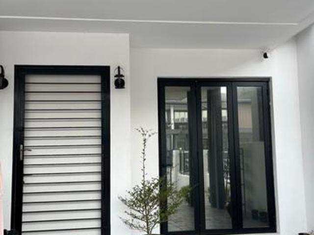 2 Storey Renovated PuncakAlam