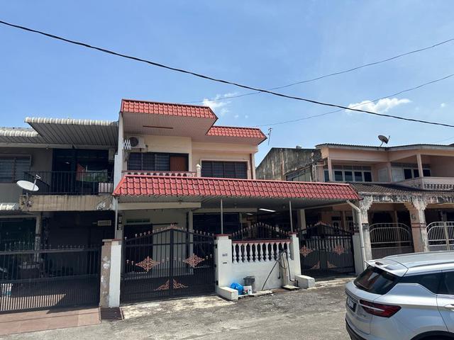 2 storey Semi D Fully Renovated Near Taman Guru