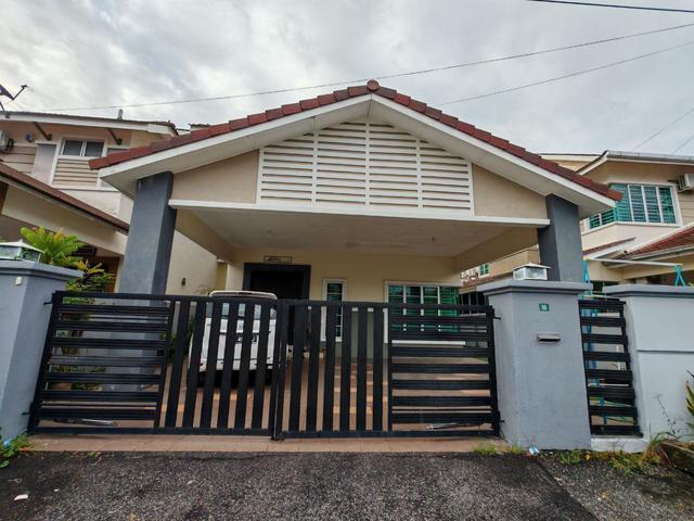 2 storey Semi D Klebang Impian Tanah Besar