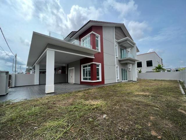 2 Storey SemiD Corner Lot with Unblocked View