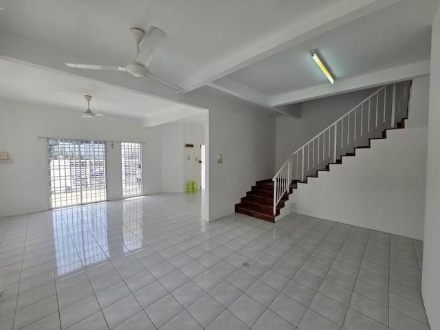 2 Storey semiD House at Desa Jelita