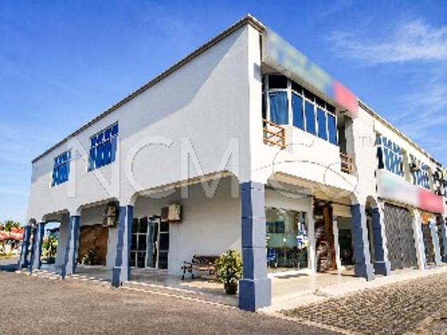 2 Storey Shop Office, Corner Lot
