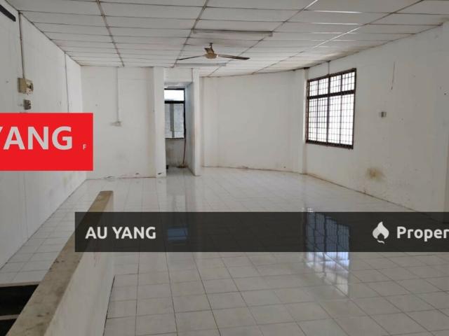 2 Storey Shoplot For Rent Facing Main Road 双层商业店铺出租 @ Tambun（大路旁）