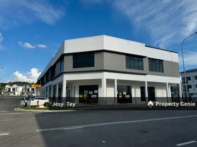 2 Storey Shoplot @ Kaze Hills, Ulu Tiram End Lot Whole Block