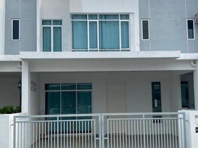 2 storey superlink Residensi SIGC for sale