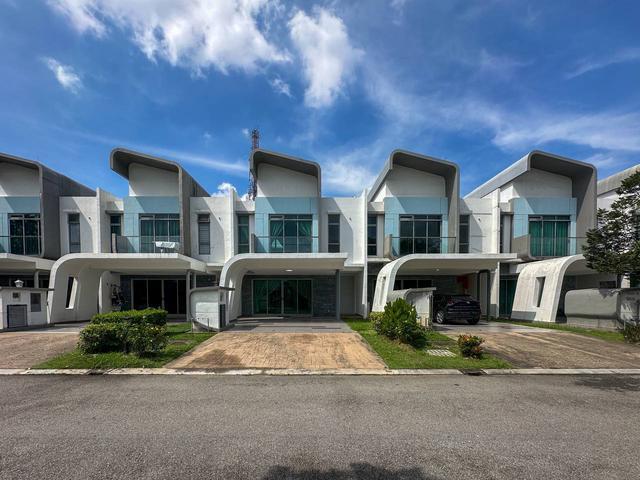 2 Storey Superlink House Liu Li Garden Setia Eco Glades Cyberjaya