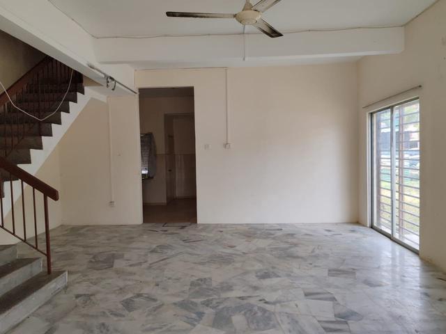 2 Storeys corner Bandar Mahkota Cheras Sek 3