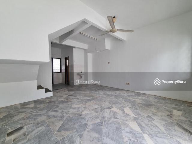 2 Storeys Taman Mulia Jaya Ampang Face South Refurbished unit