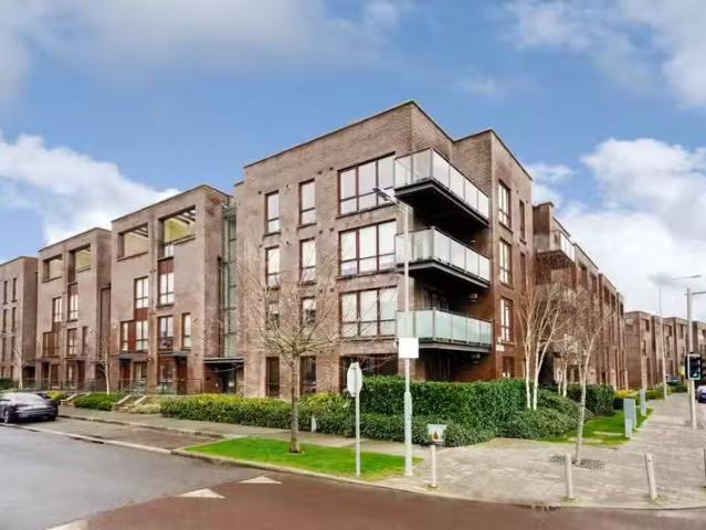 2 Stratton Grove, Adamstown Square, Lucan, Co. Dublin is for s.