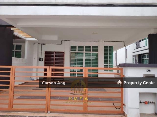 Taman Seri Rupawan Double Storey Semi D For Sale