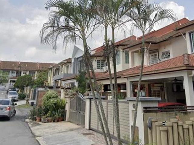 2 sty terrace Bandar Kinrara Bk5