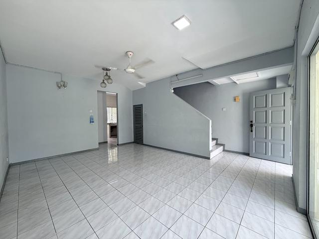 2 Sty Terrace Damai Perdana Cheras Freehold KL Super Cheap