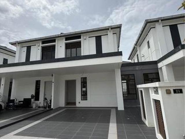2 Sty Terrace Link Regent Garden Eco Grandeur Below Market Price