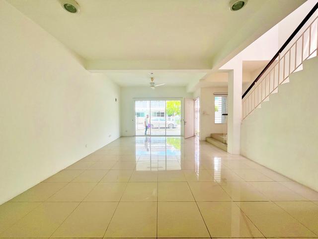 2 Sty Terrace Taman Nadayu 92 Kajang Freehold Gated Guard Grade A