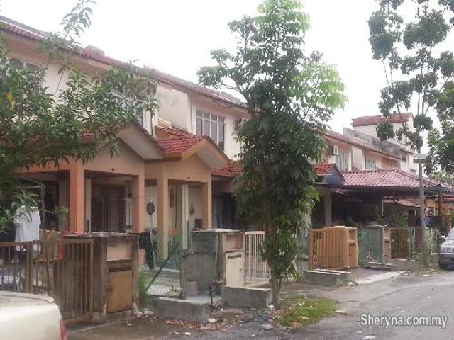 2 sty terrace 18x 68 la cottage putra perdana 14