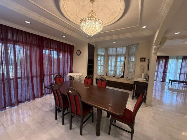 2 Sty Twin Villa Sophisticated Charm Sungai Ara