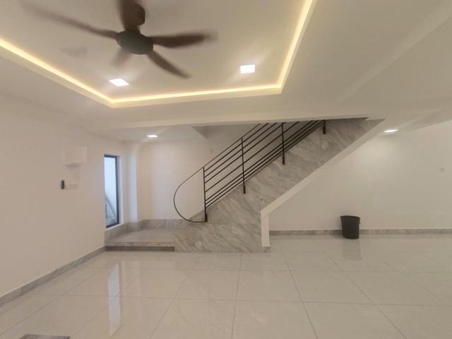 2 Sty Bandar Mahkota Cheras