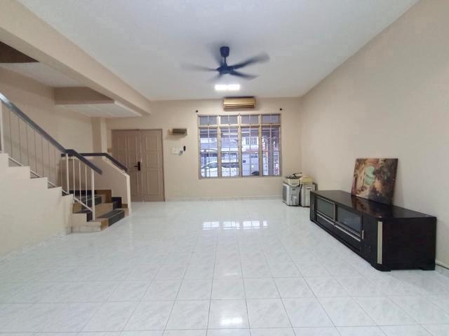 2 Sty Bandar Mahkota Cheras Nice Unit Walking Distance BMC Mall