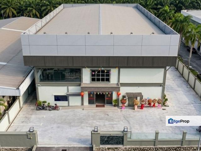 2 Sty Corner Detached Factory For Rent, Taman Perindustrian Kinrara @