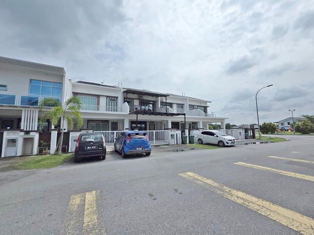 2 Sty Corner Lot Taman Langat Utama 3 Bukit Changgang near KLIA
