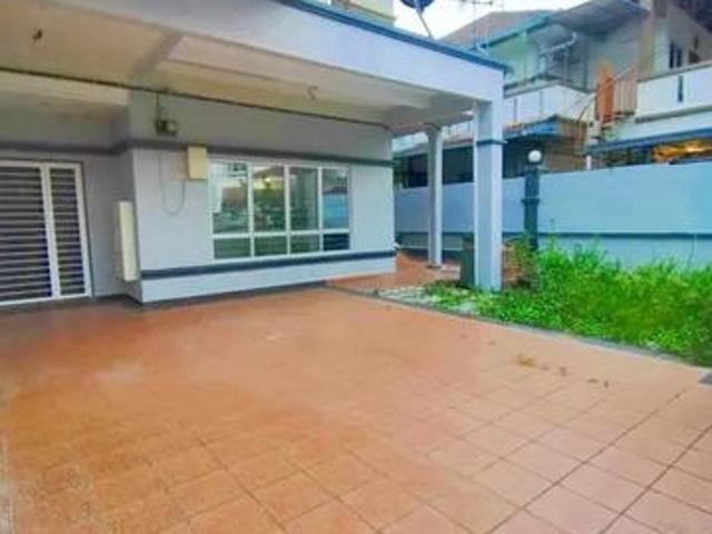 2 sty endlot house Taman Prima Tropika Seri Kembangan