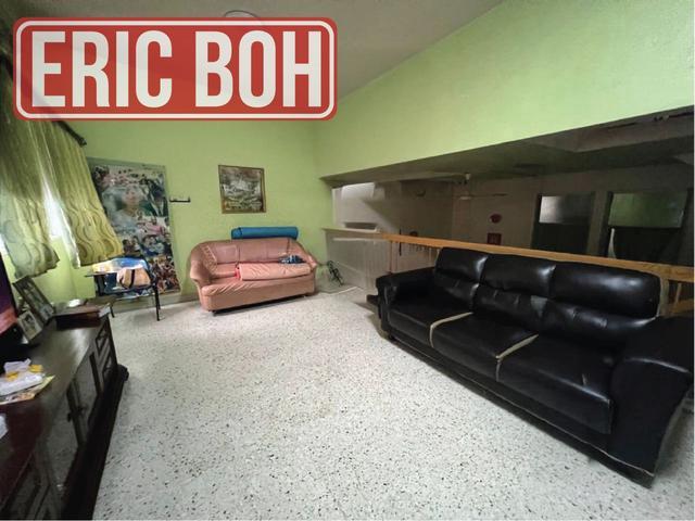 2 STY GREENLANE 1450sf ISLAND GLADES CANGKAT DELIMA CONCRETE FLOOR