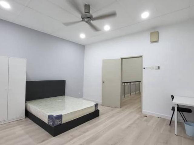 2 sty house 22x75 Taman Tasik Prima Puchong 6 rooms ROI 5