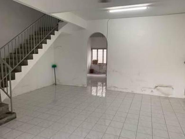 2 Sty House Taman Castlefield Sungai Besi Extend TBS100 Loan