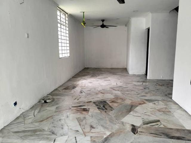 2 sty house Taman Len Sen Taman Connaught Alam Damai KL Extend