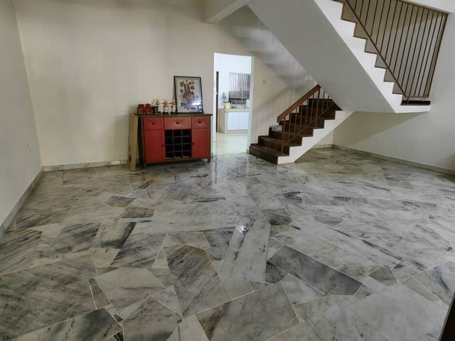 2 Sty House Taman Sri Aman Batu 9 Freehold Cheras Super Cheap