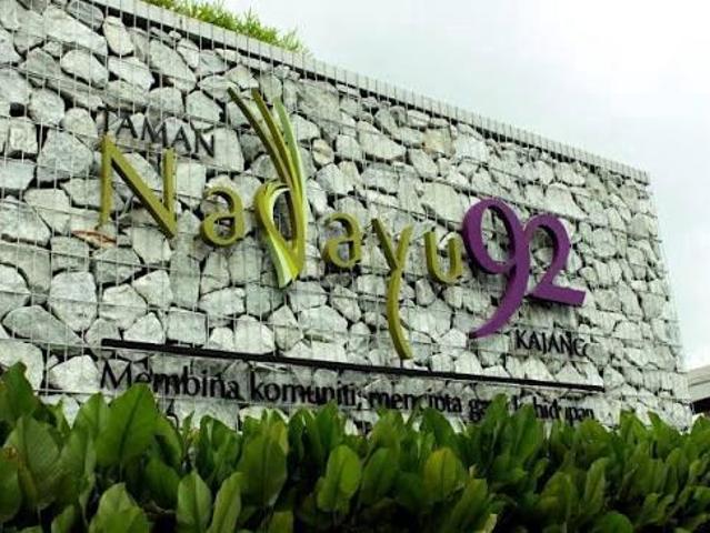 2 sty house tmn nadayu 92 Kajang