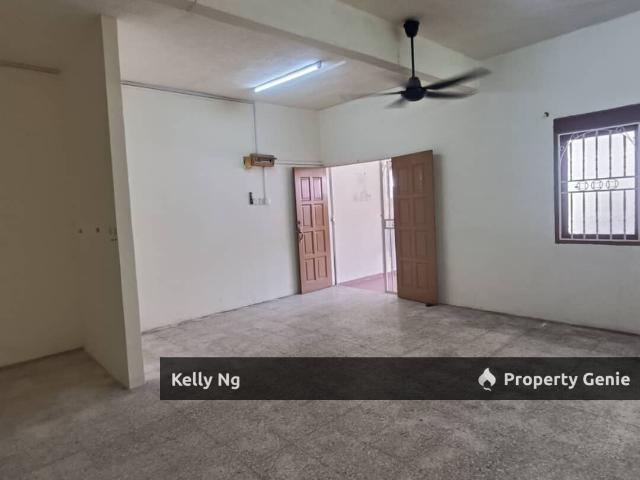 2 Sty House At Taman Klang Utama For Sale