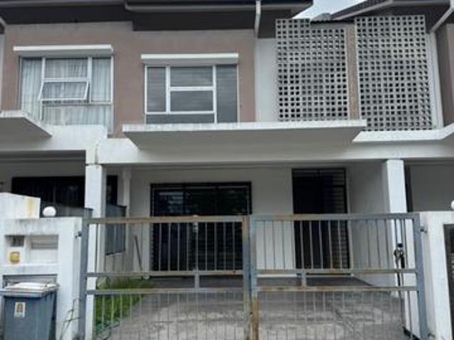 2 sty house facing open area Bandar Rimbayu Penduline Kota Kemuning