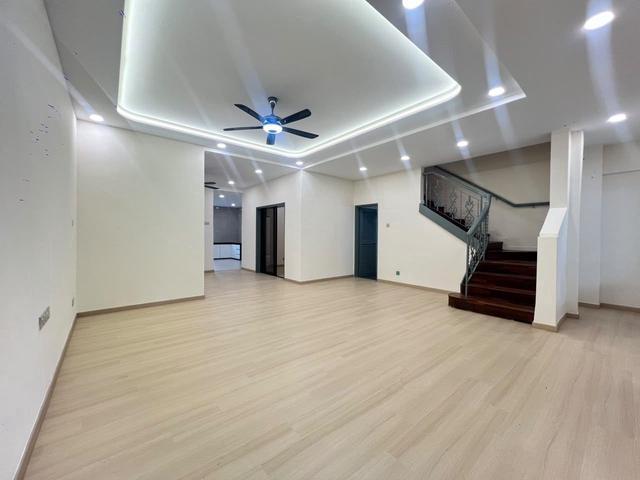 2 Sty Jalan Bayu Fully Renovated Extended Bandar Seri Alam Masai